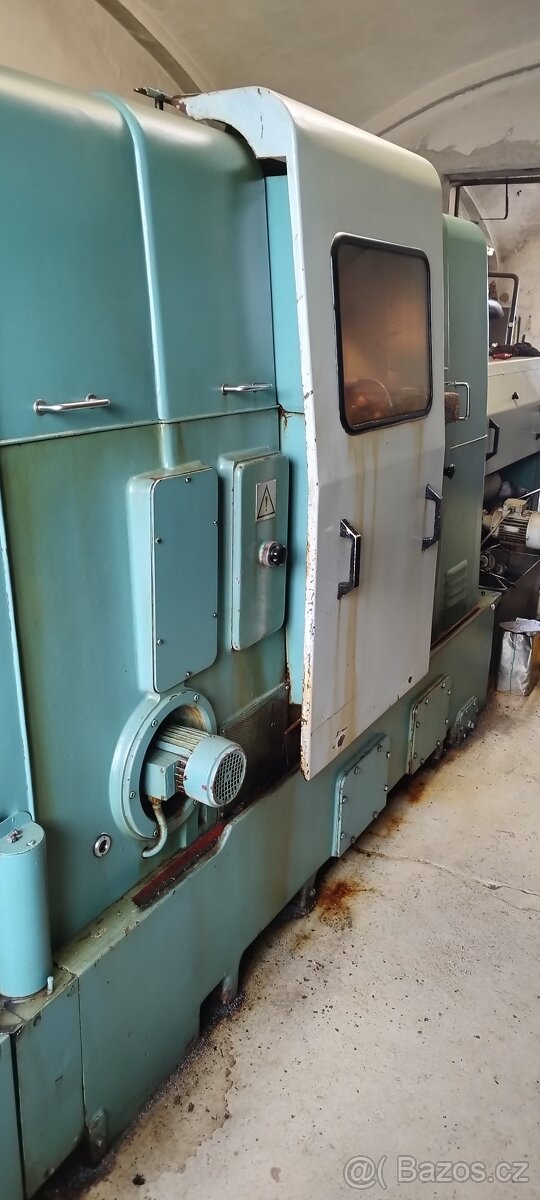 Soustružnický automat AN6/25 P4 - 5