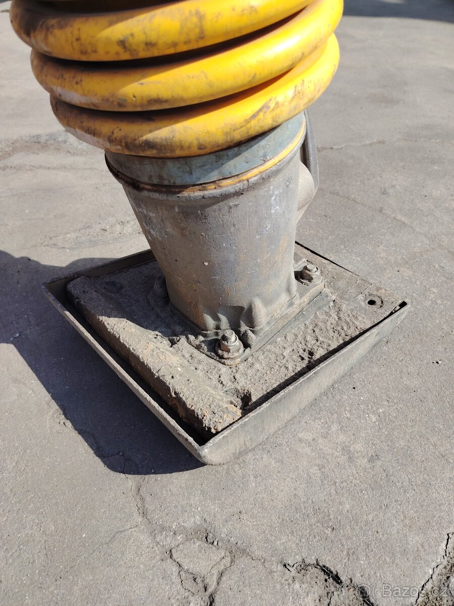 Pěch Bomag BT65 - 5