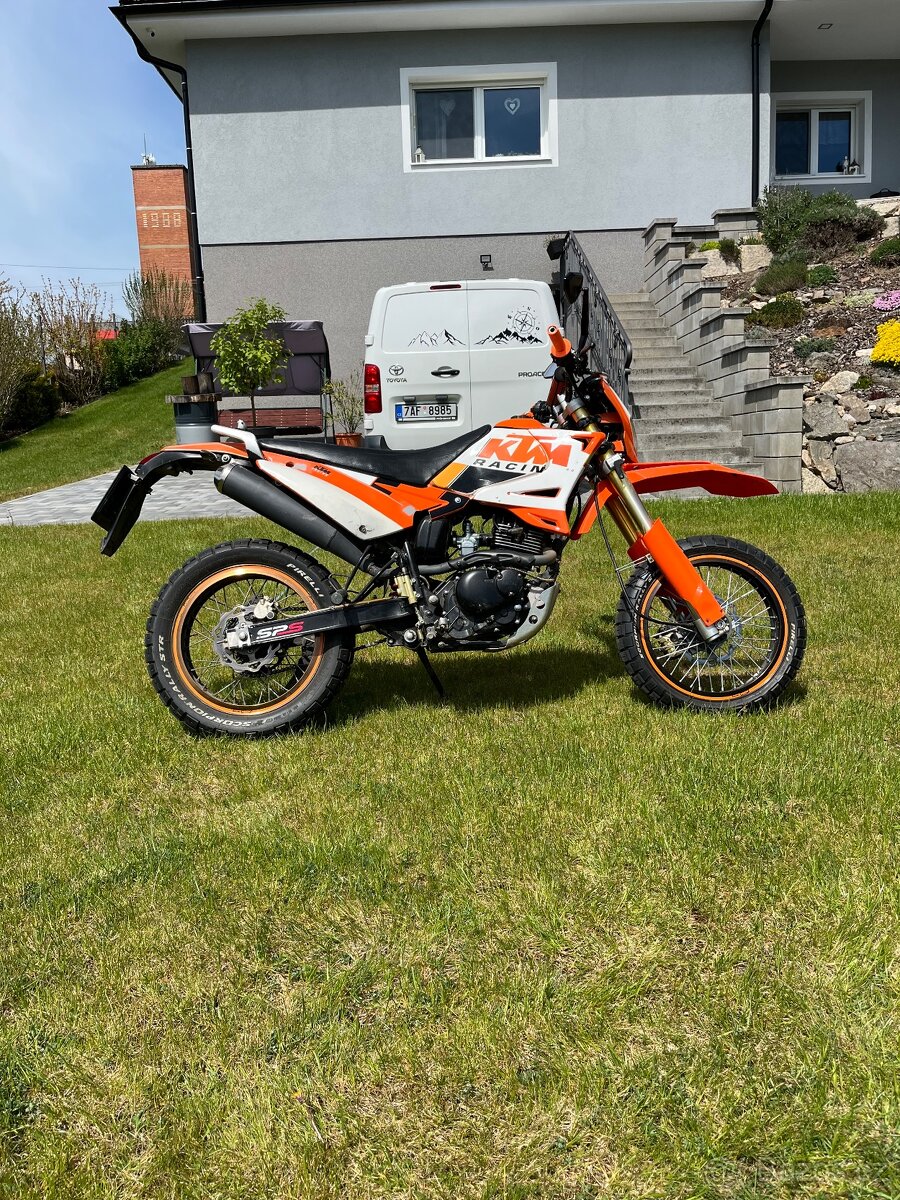 Yuki 125sm - 5