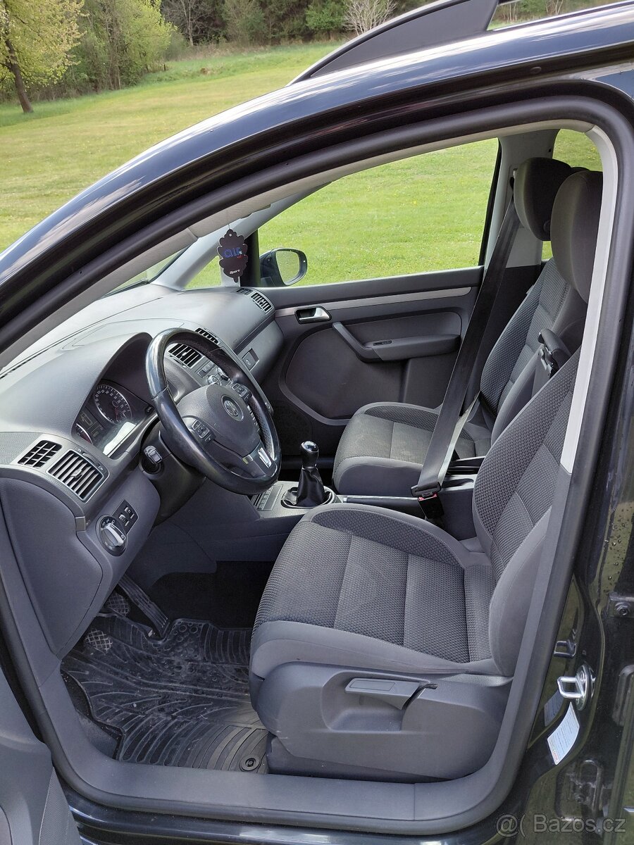 Touran 1,6 tdi 2013 - 5