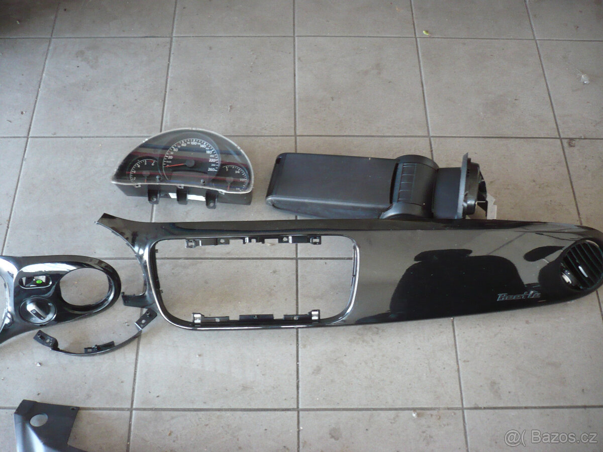 VW Beetle 2012- - 5