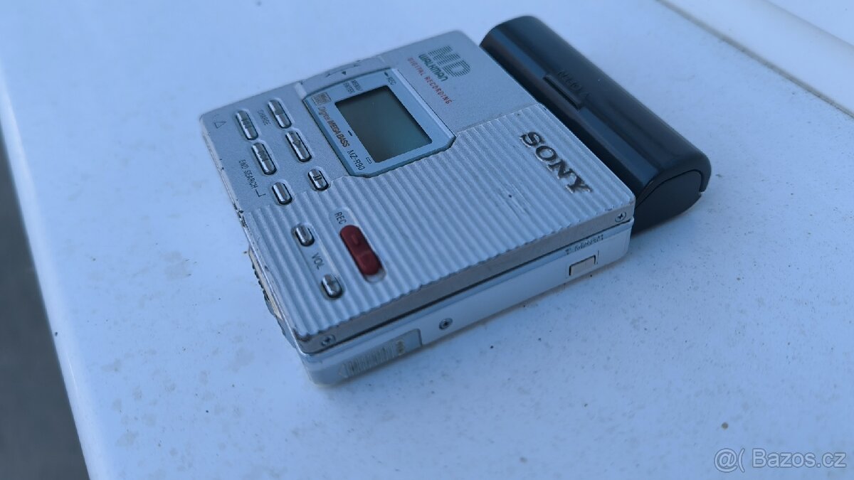 Sony MZ-R90 minidisc - 5