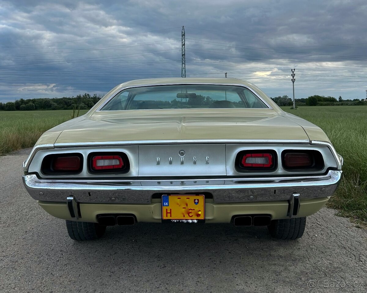 Dodge Challenger - 5