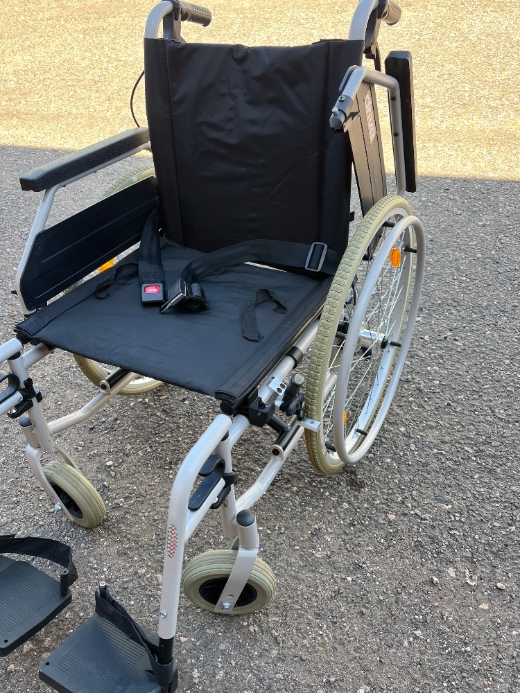 Invalidní vozík Drive - 5
