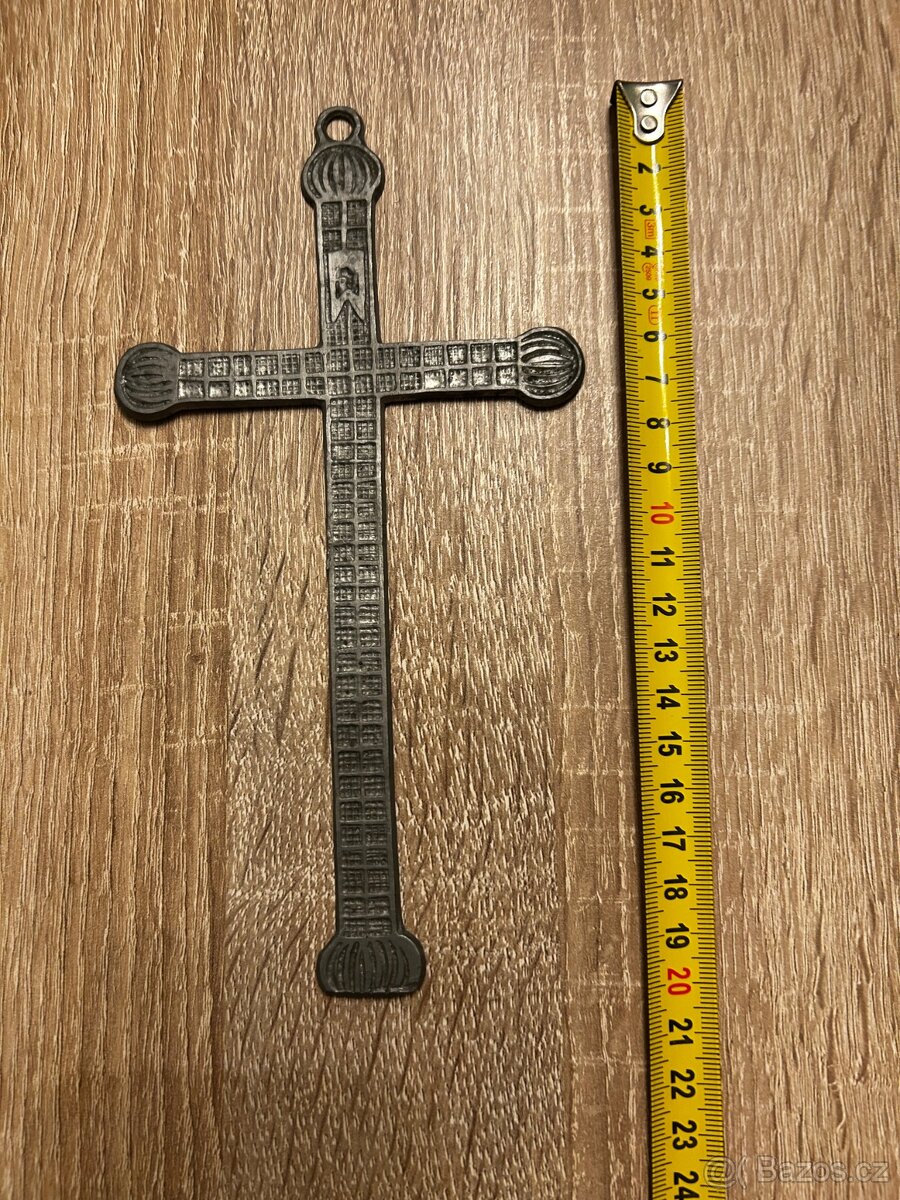 Cínový kříž 20 cm - 5