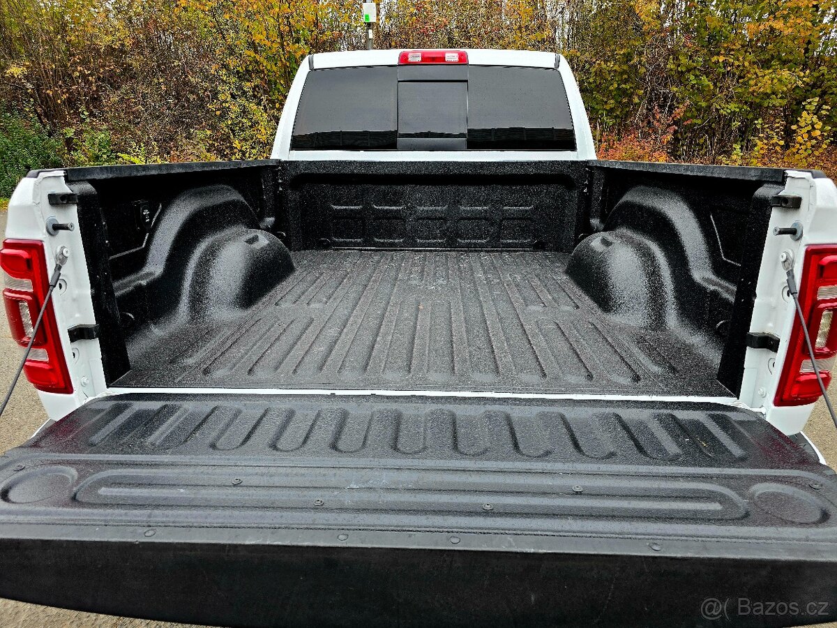 Dodge Ram 2500 LARAMIE, Heavy Duty, 6,4L, V8, Odpočet DPH