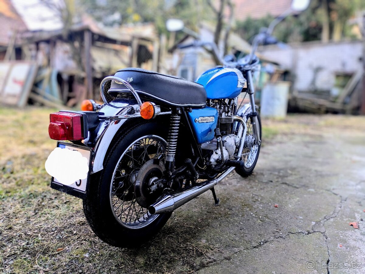 Triumph Bonneville T140 - 5