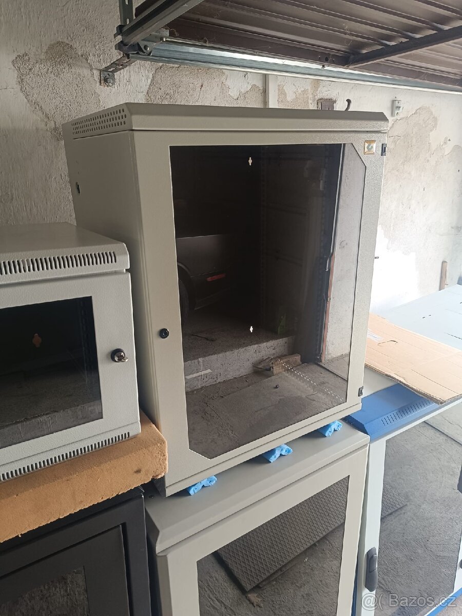 serverová skříň, rack, rozvaděč - 5