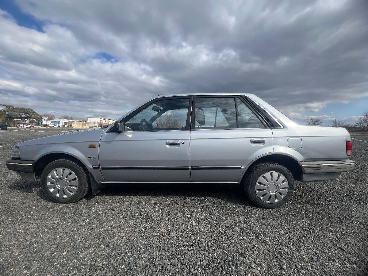 Prodám Mazda 323 BF sedan 1,6 (1987) rarita mezi youngtimery - 5