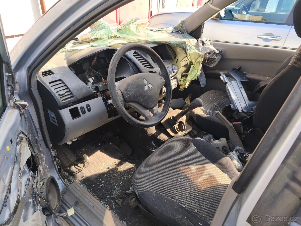 Mitsubishi L200 Díly - 5