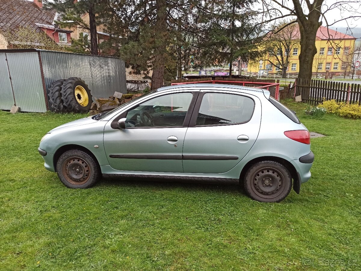 Peugeot 206 1,4 HDI - 5