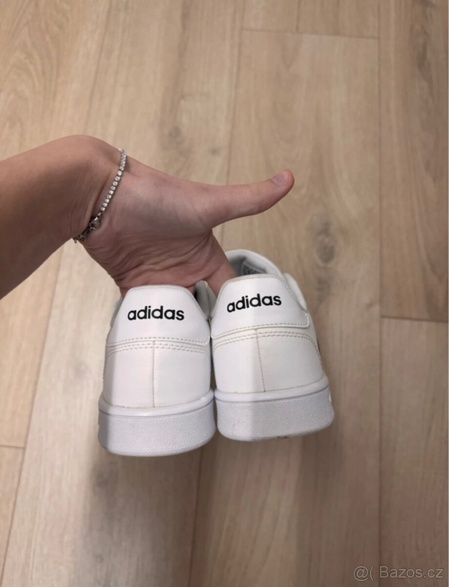 Dámské Adidas boty - 5