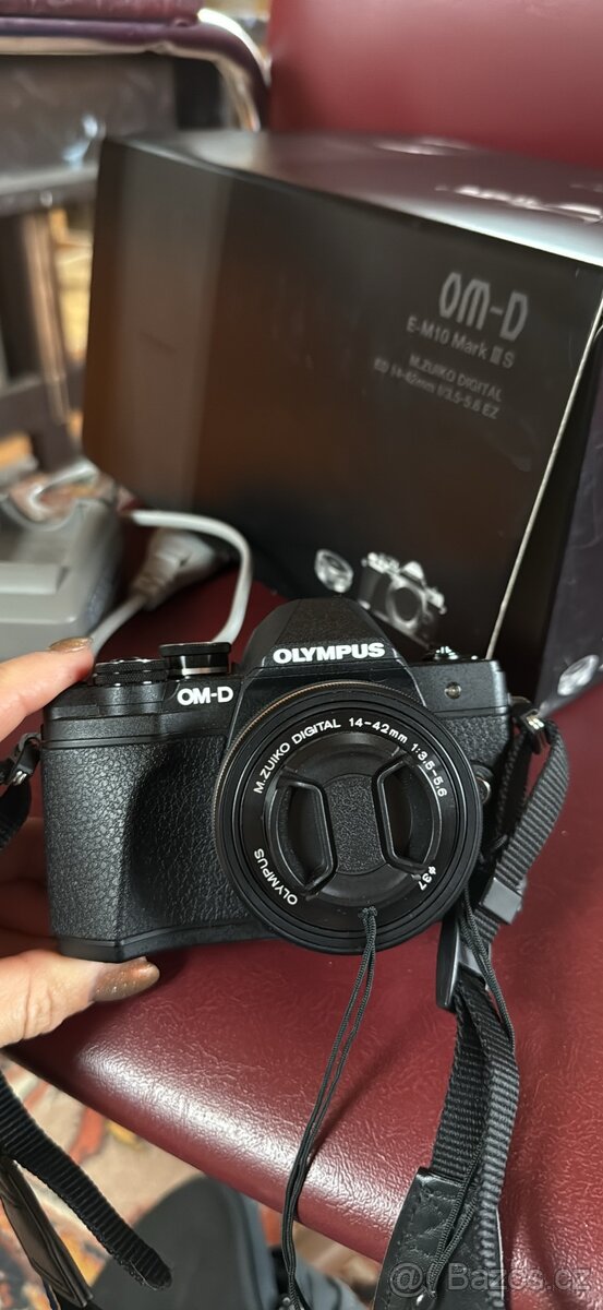 Fotoaparát Olympus OM-D E-M10 Mark III S objektiv M ZUIKO DI - 5