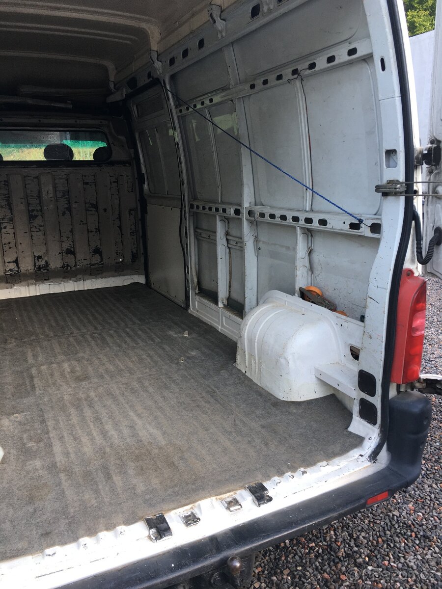 Prodám Renault Master 2,8TDI Furgon - 5