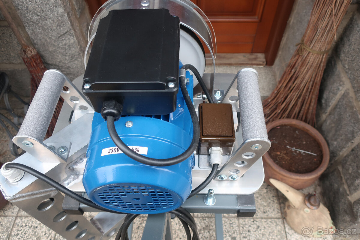 Pásová pila tesařská - 5