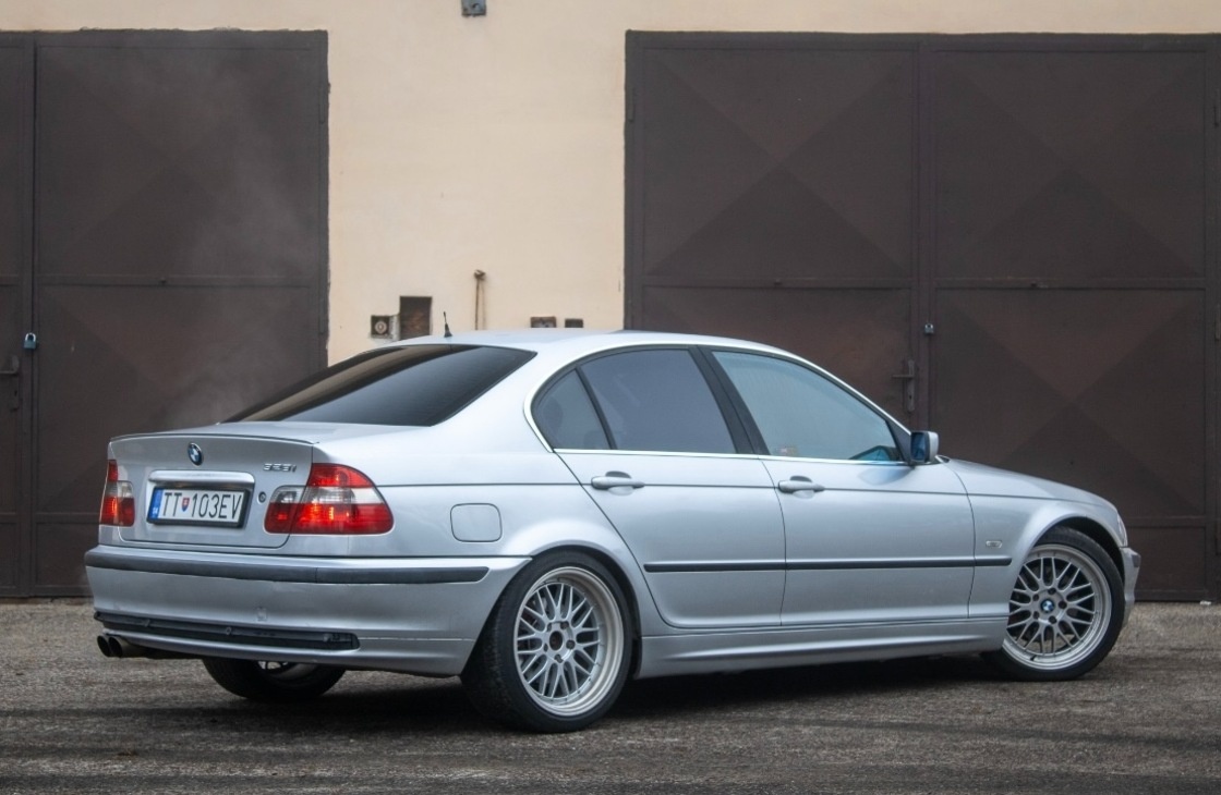 BMW 328i E46 2.8i 142 kW - 5