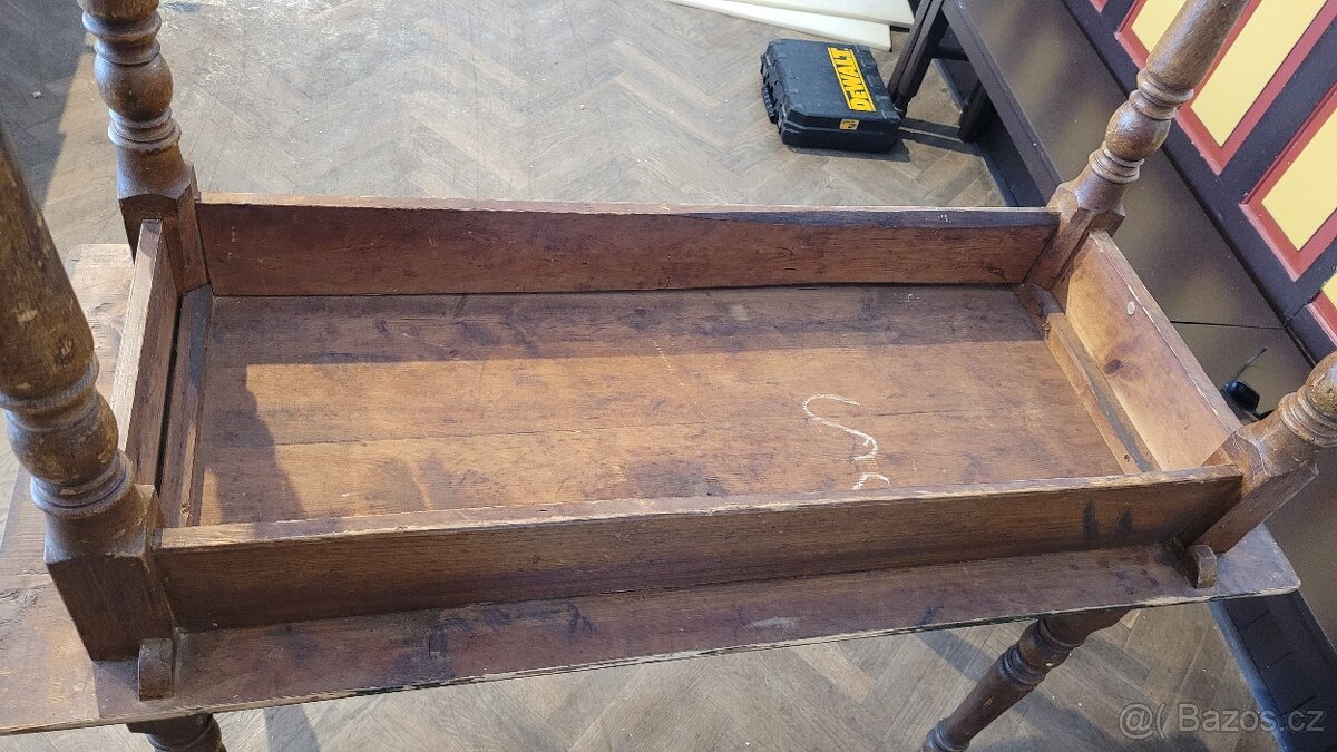 Prodám stoly staré stoly k renovaci - 5
