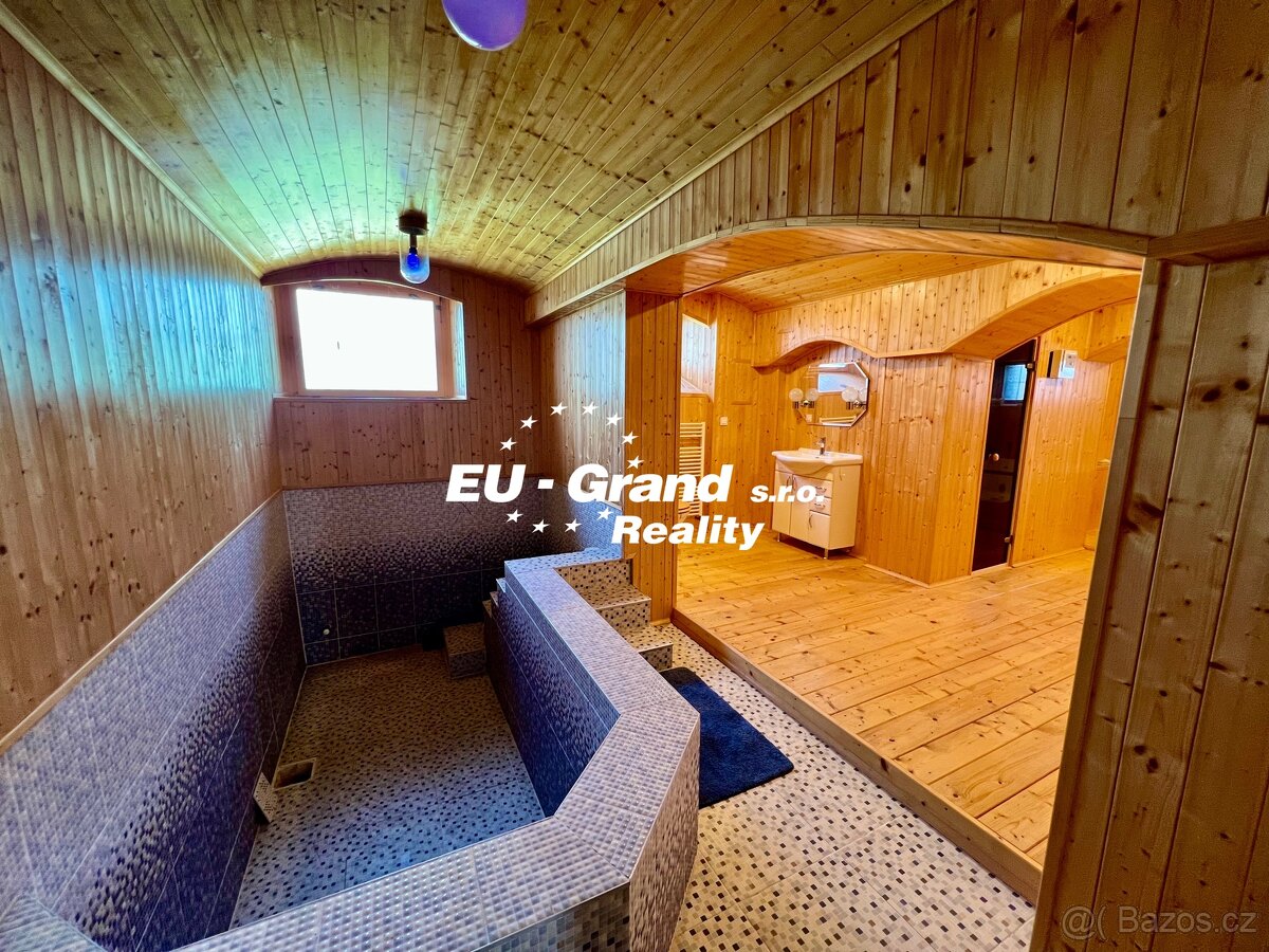 Prodej zrekonstruované vily z konce 19 století v Neugersdorf - 5