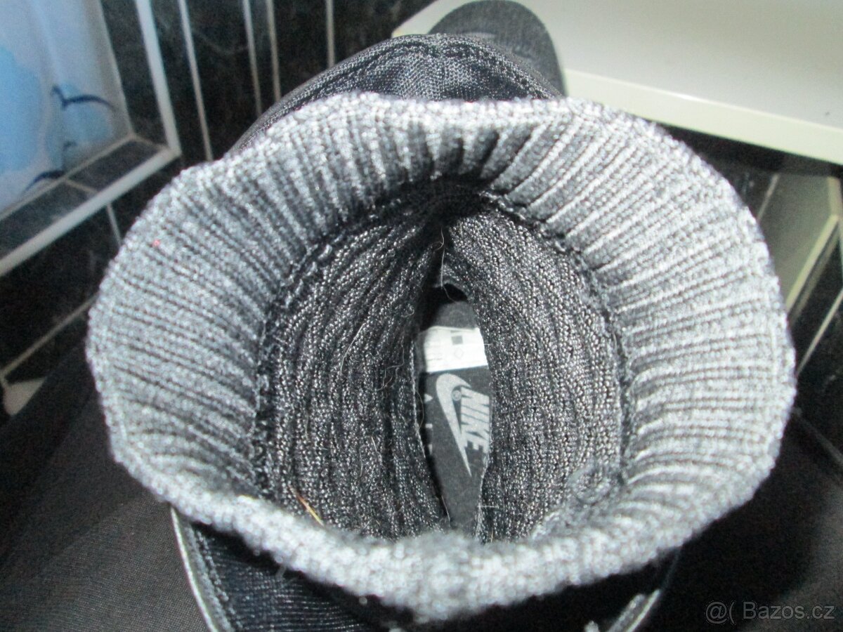 zimní Niké vel.37,5 - 5