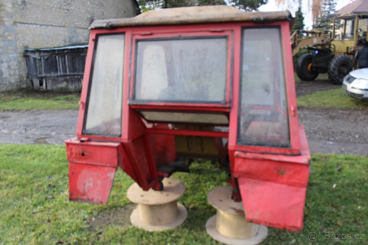 Zetor 6911 kabina kompletní pěkný stav - 5