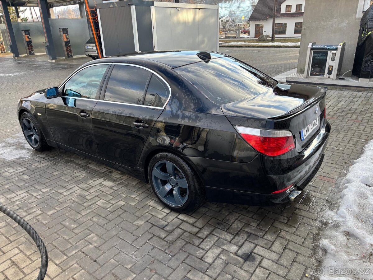 Prodám BMW e60 520i - 5