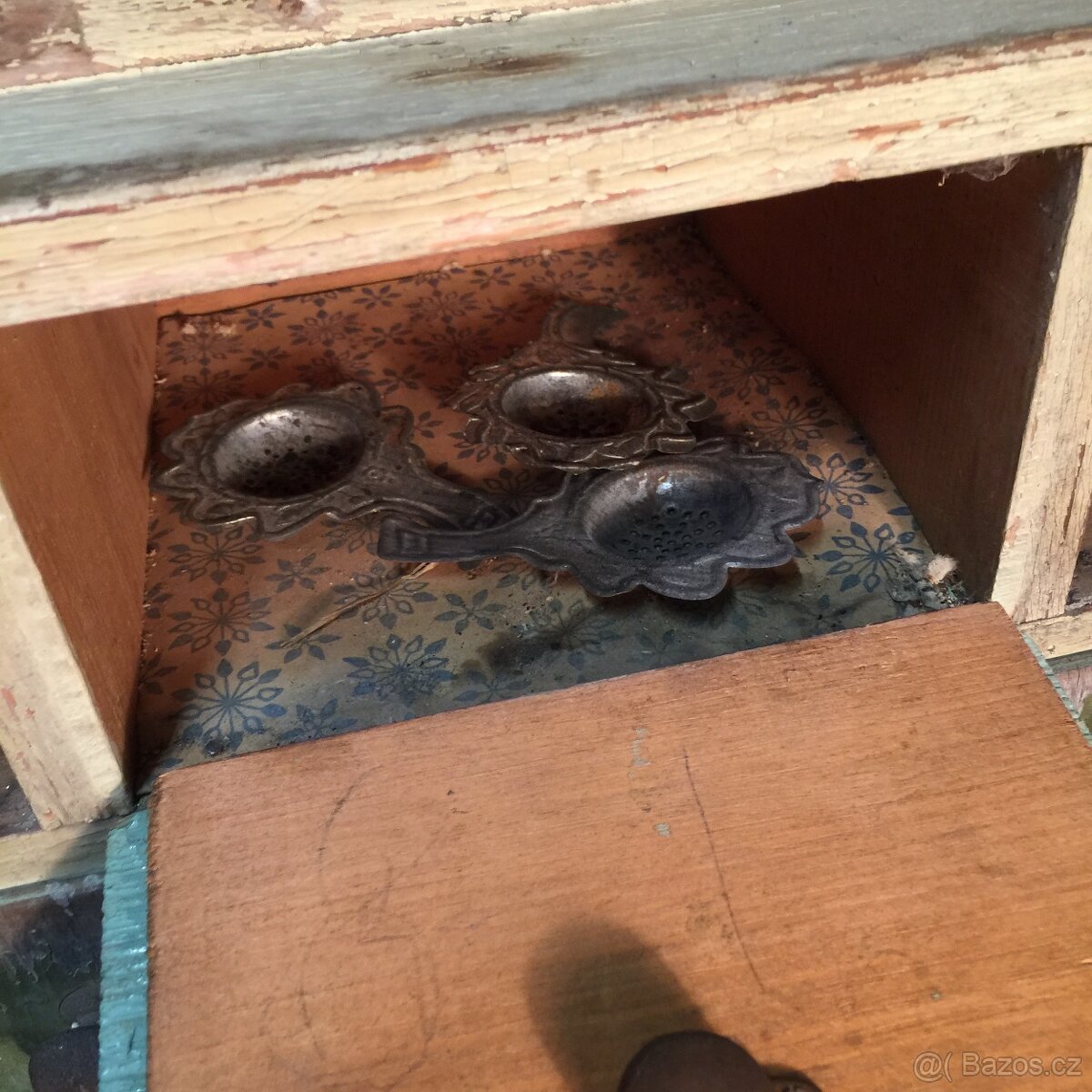 starožitná kredenc pro děti panenky kuchyňka nádobí 1920 - 5