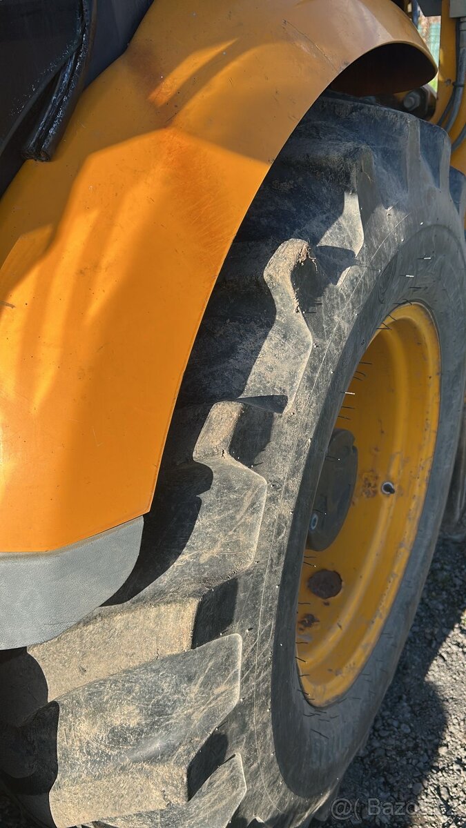 JCB MIDI rypadlo-nakladač TRAKTOR-BAGR - 5