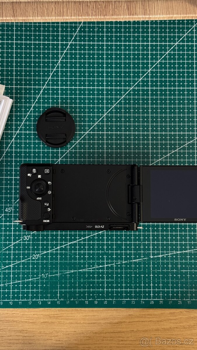 Sony Alpha ZV-E10 + objevit 16-50 mm f/3,5-5,6 - 5