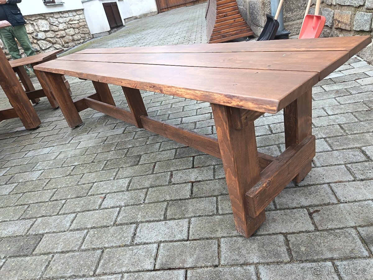 Dřevěné posezení - 5