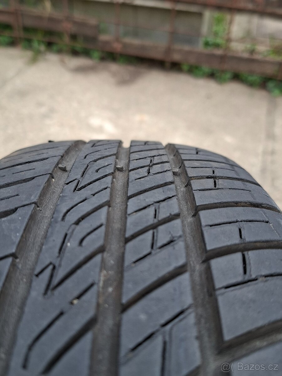 Prodám sadu letních pneu s disky 165/70 R14 - 5