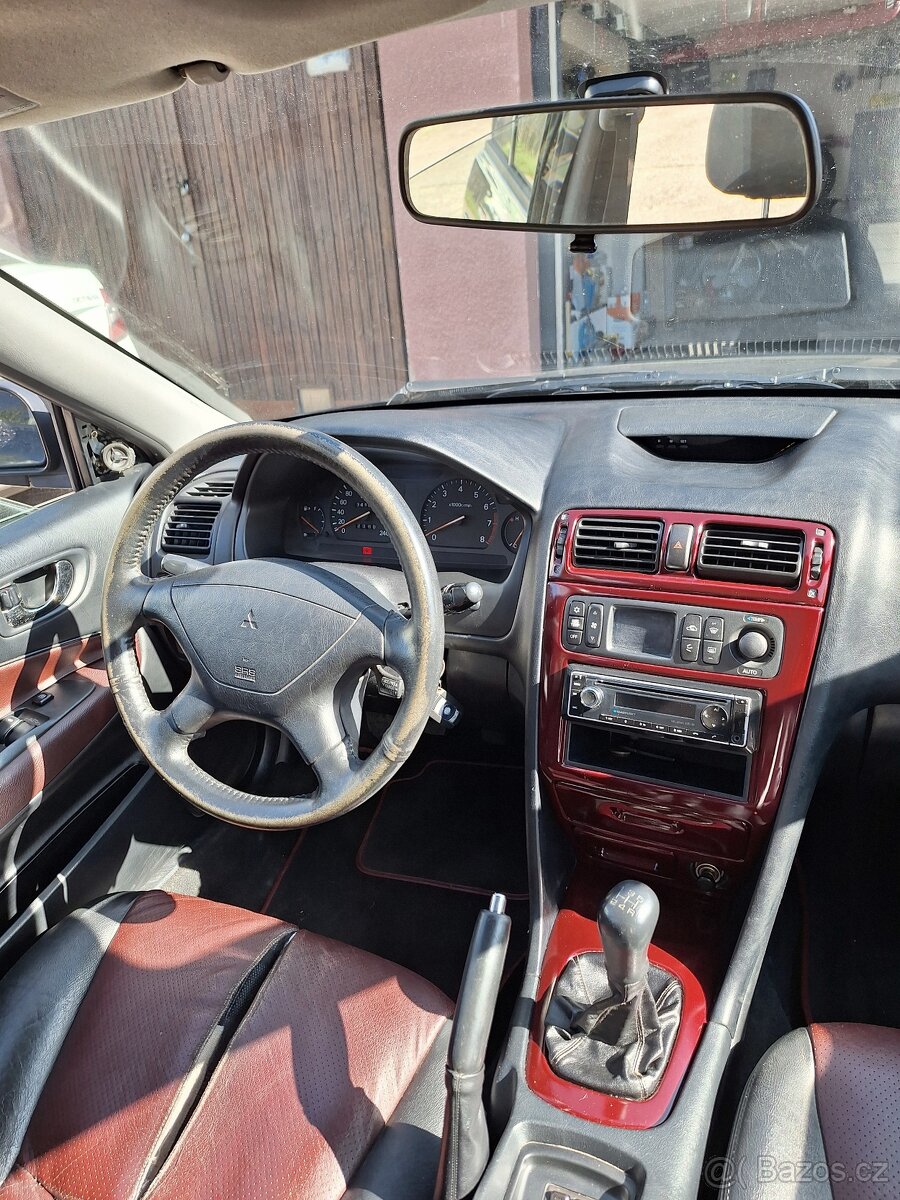 Mitsubishi Galant 2,5L 6V - 5