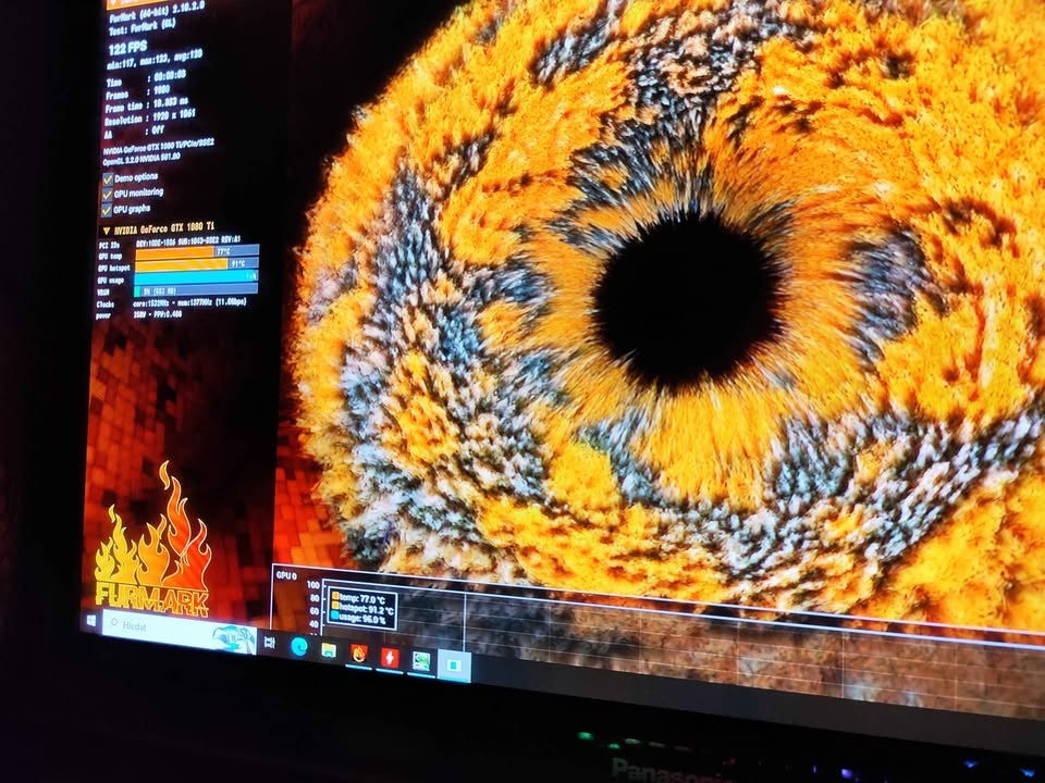 Herní PC: GTX 1080 Ti 11GB, Ryzen 2600X, 16GB RAM, SSD 480 G - 5