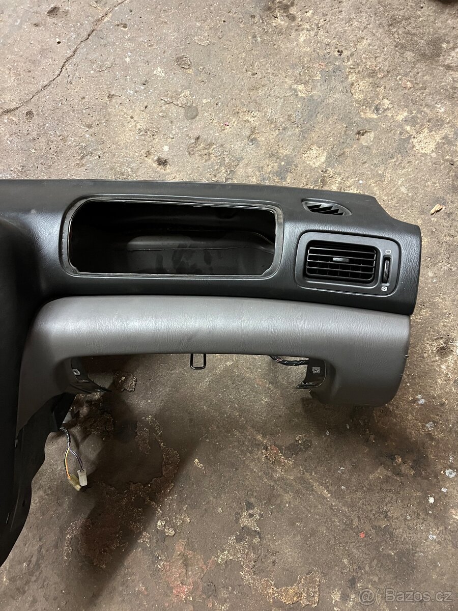 Palubní deska Subaru Legacy 3 - 5