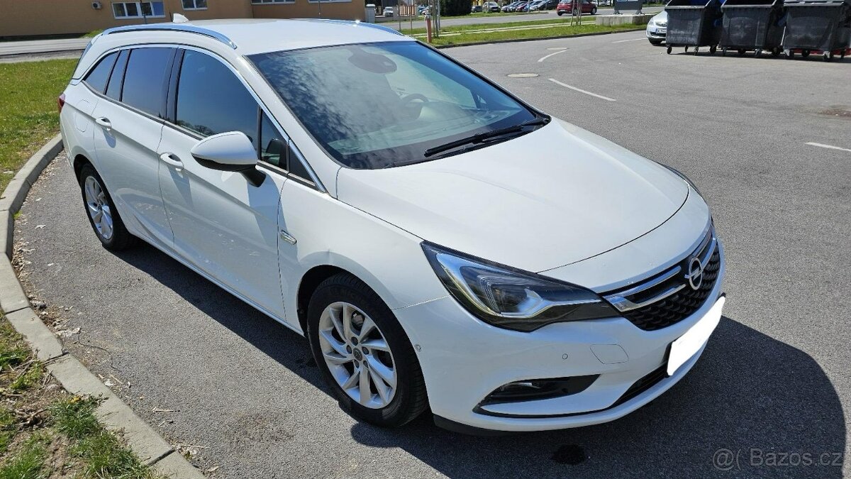 Opel Astra Sport Tourer ST 1.6 CDTI S S 110k ECOTEC Dynamic - 5