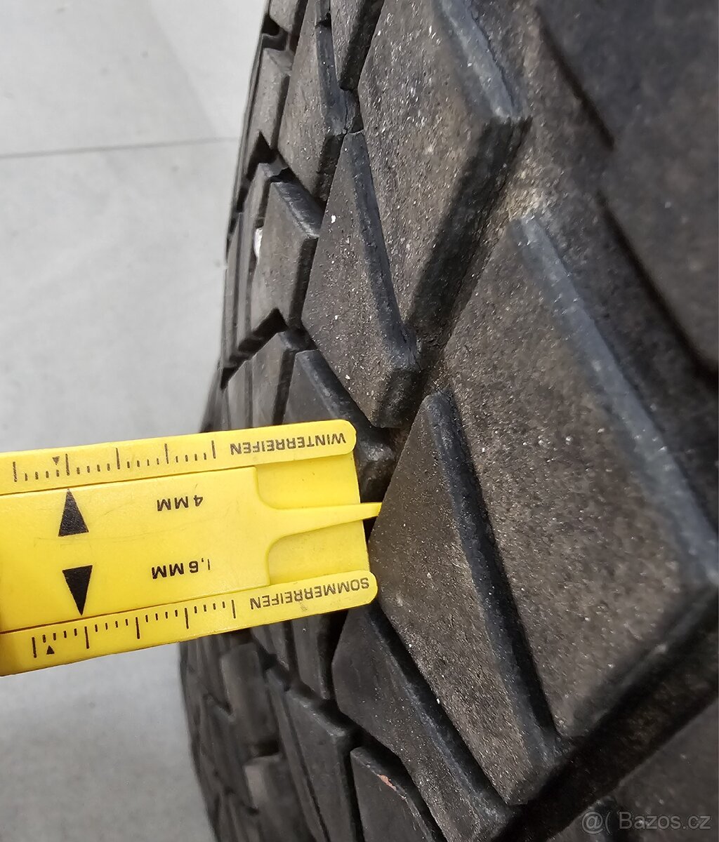 Zimní pneu 215/70 r16 - 5