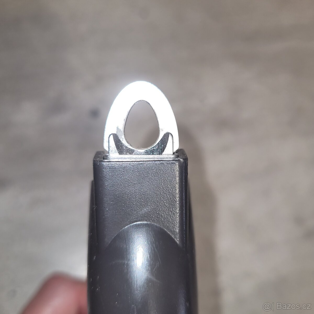 Hlavolam pro psy, klesticky na drápky - 5