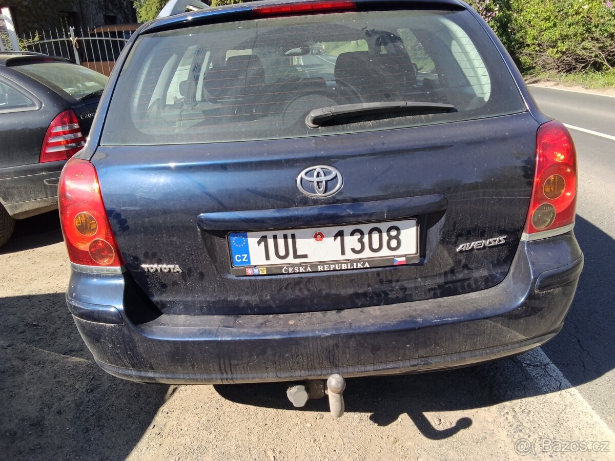 Toyota Avensis - 5