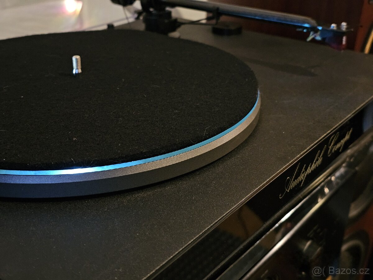 Rezervace Gramofon ProJect s 10" ramenem - 5