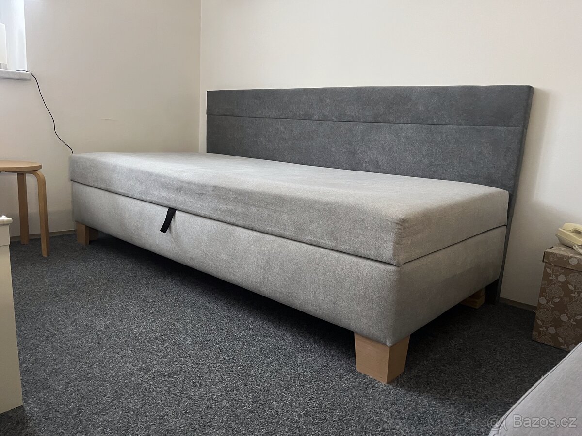 Postel s úložným prostorem - 5