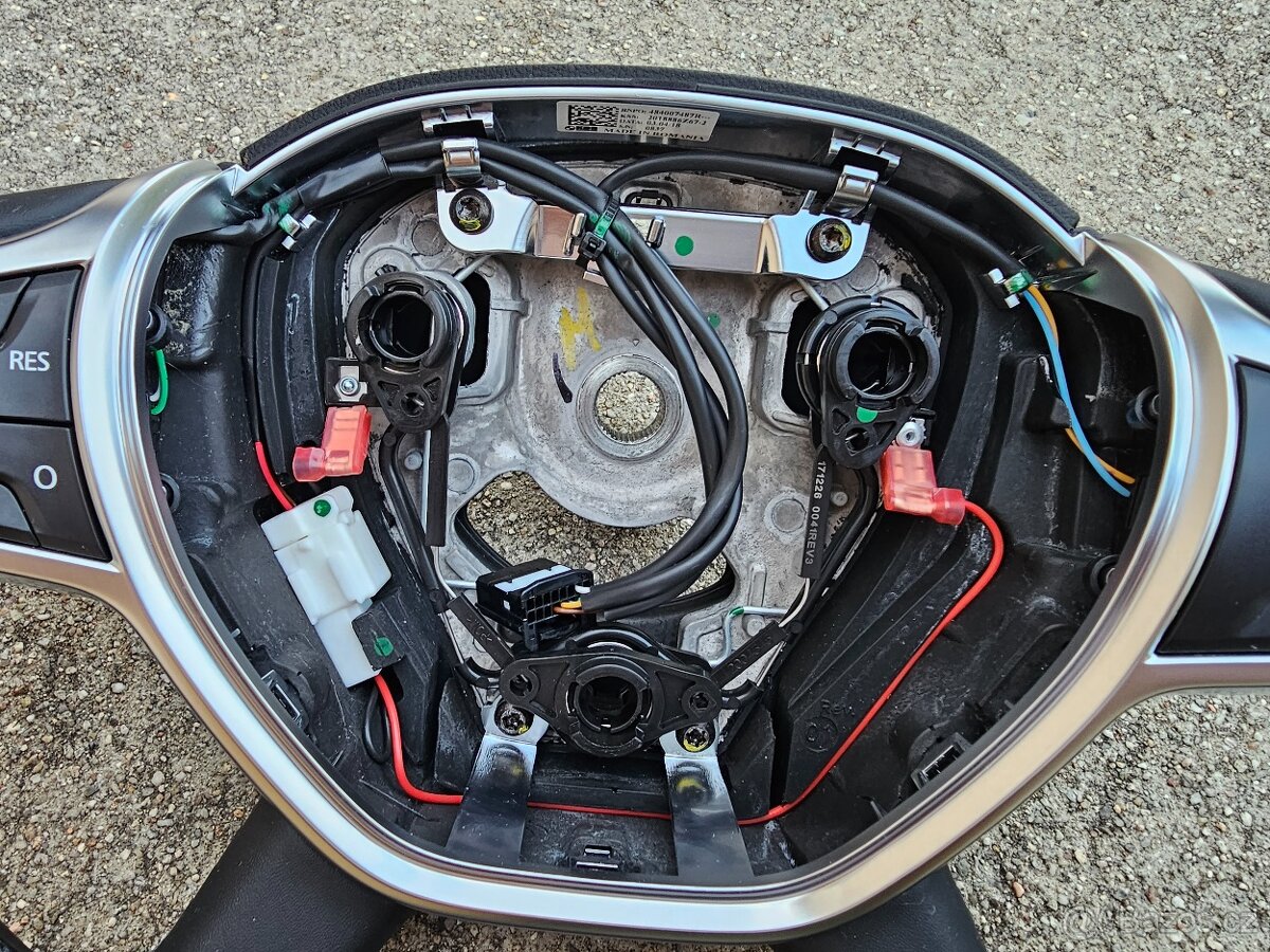 Dacia Duster II volant - 5