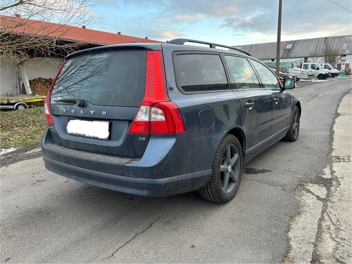 Volvo V70 D5 136kw ND - 5