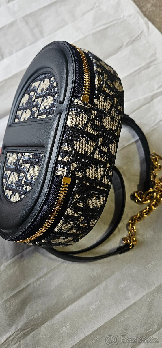 Christian Dior CD Signature Oval Camera - 5