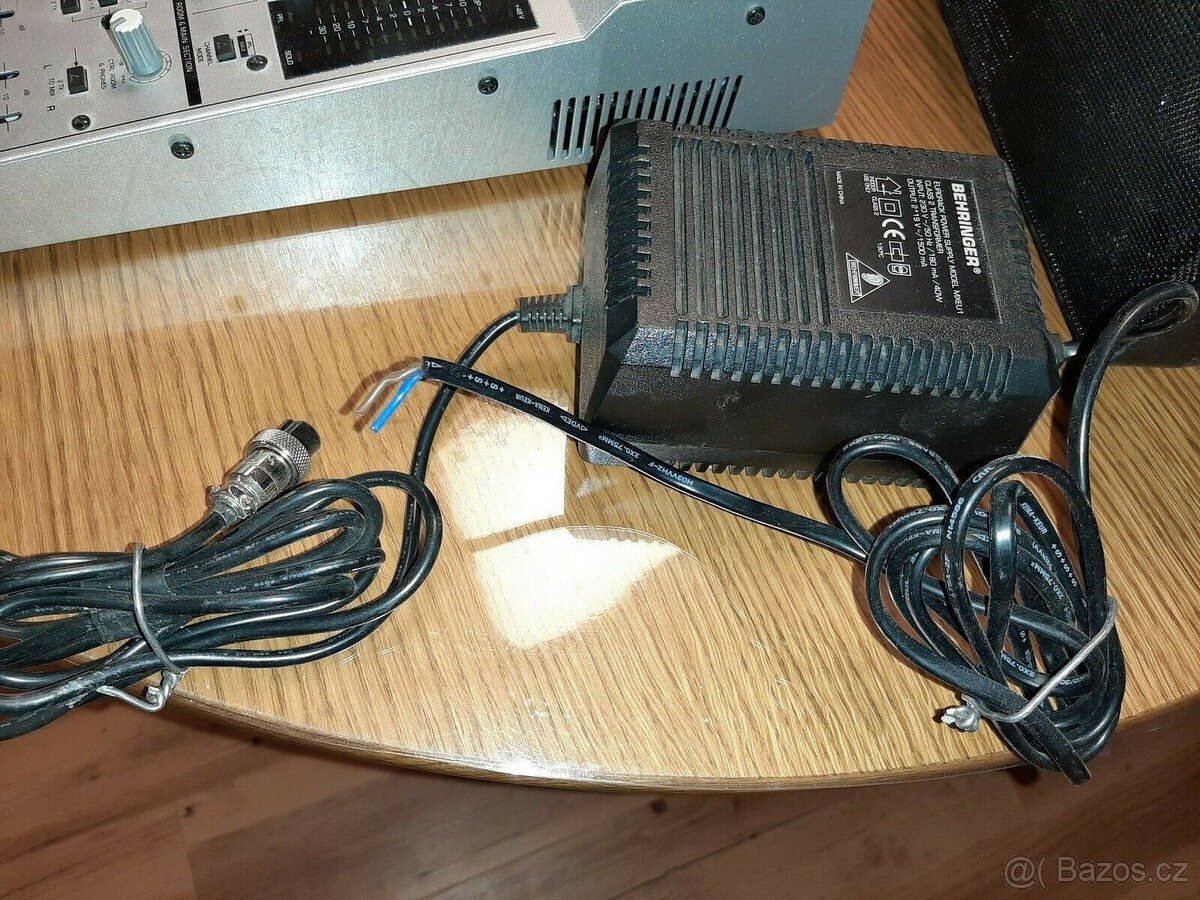 Mixážní pult BEHRINGER EURORACK MX2004A - 5