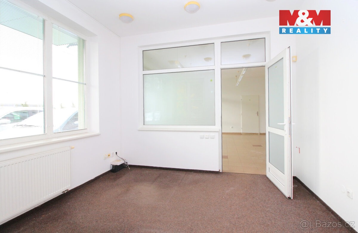 Prodej kancelářského prostoru, Hradec Králové, ul. Vážní - 5