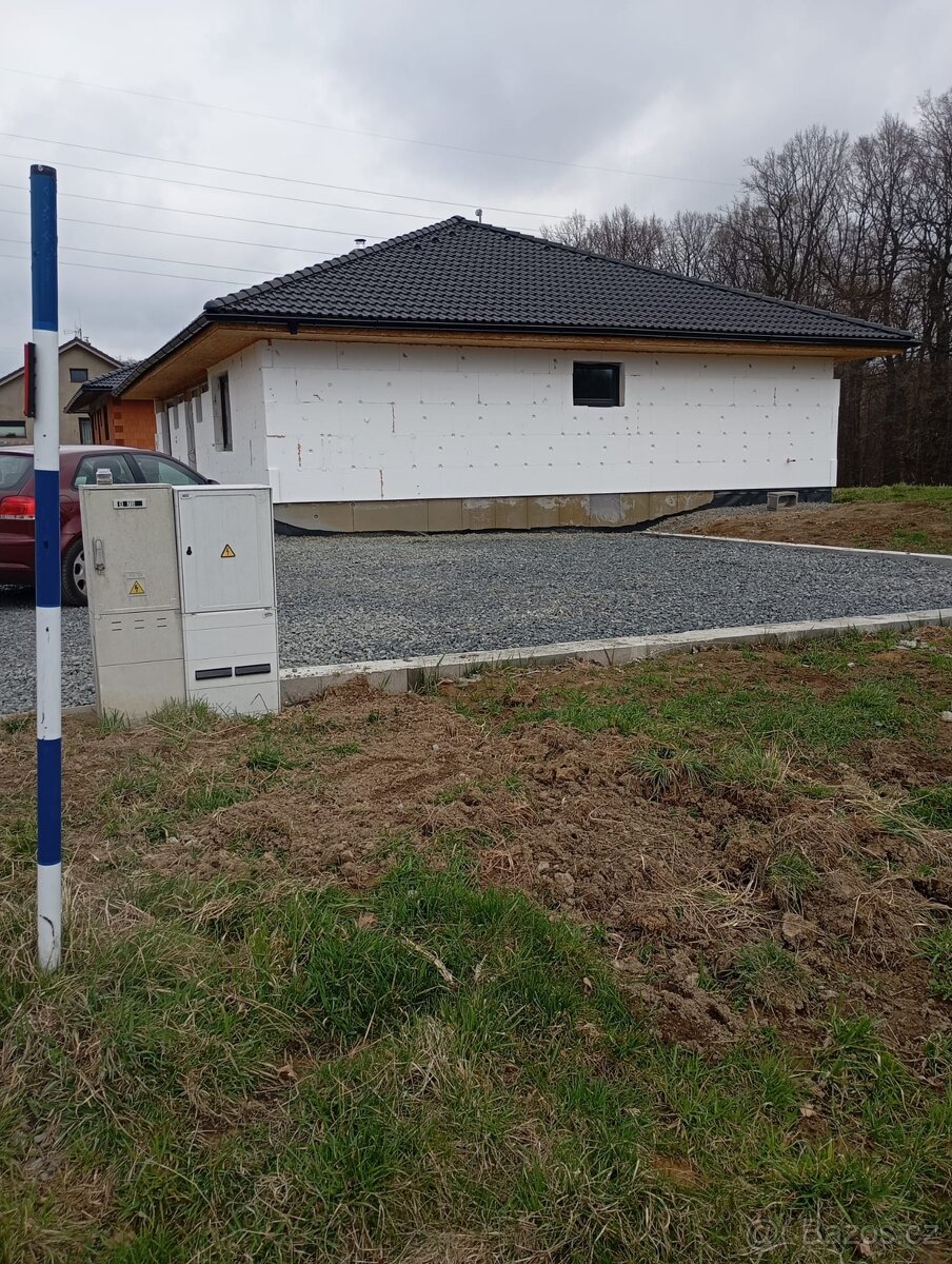 Novostavba 4+kk v přírodě, pozemek 1700m2 - 5