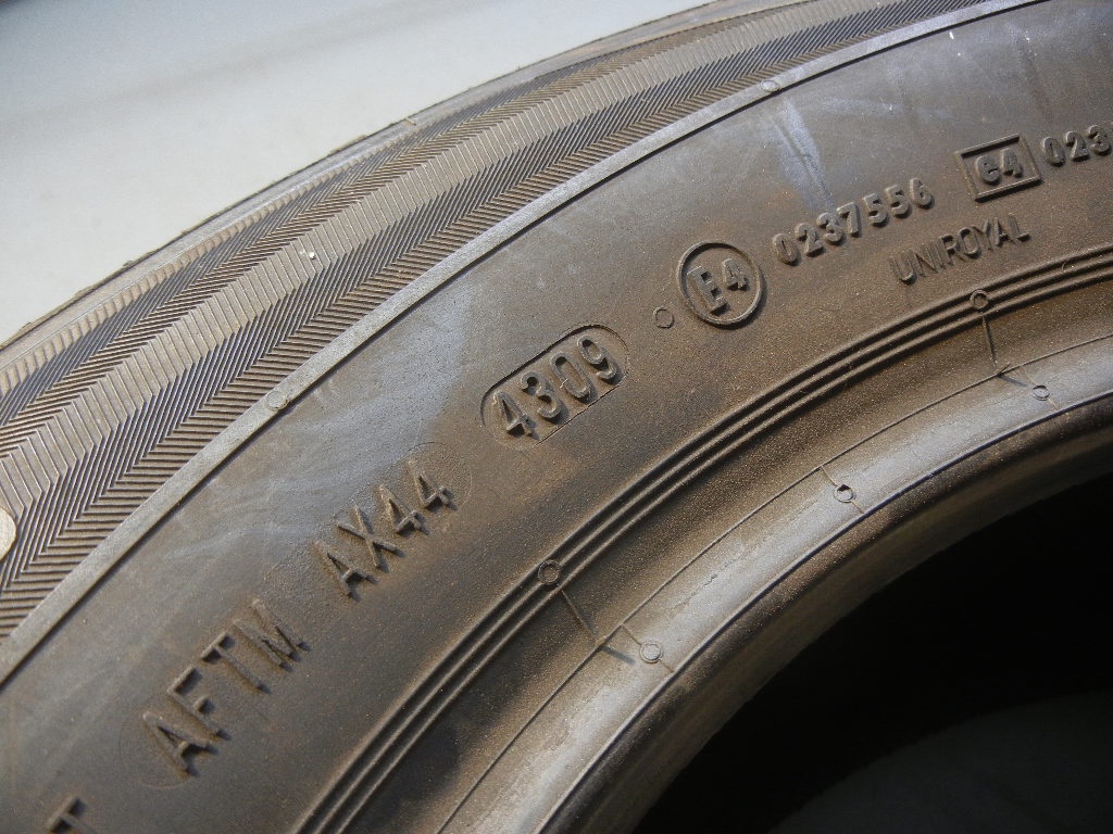 Nové zimní pneu Uniroyal 205/60R15 - 5