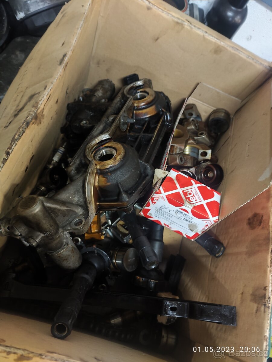 Díly motoru BMW m54b30 - 5