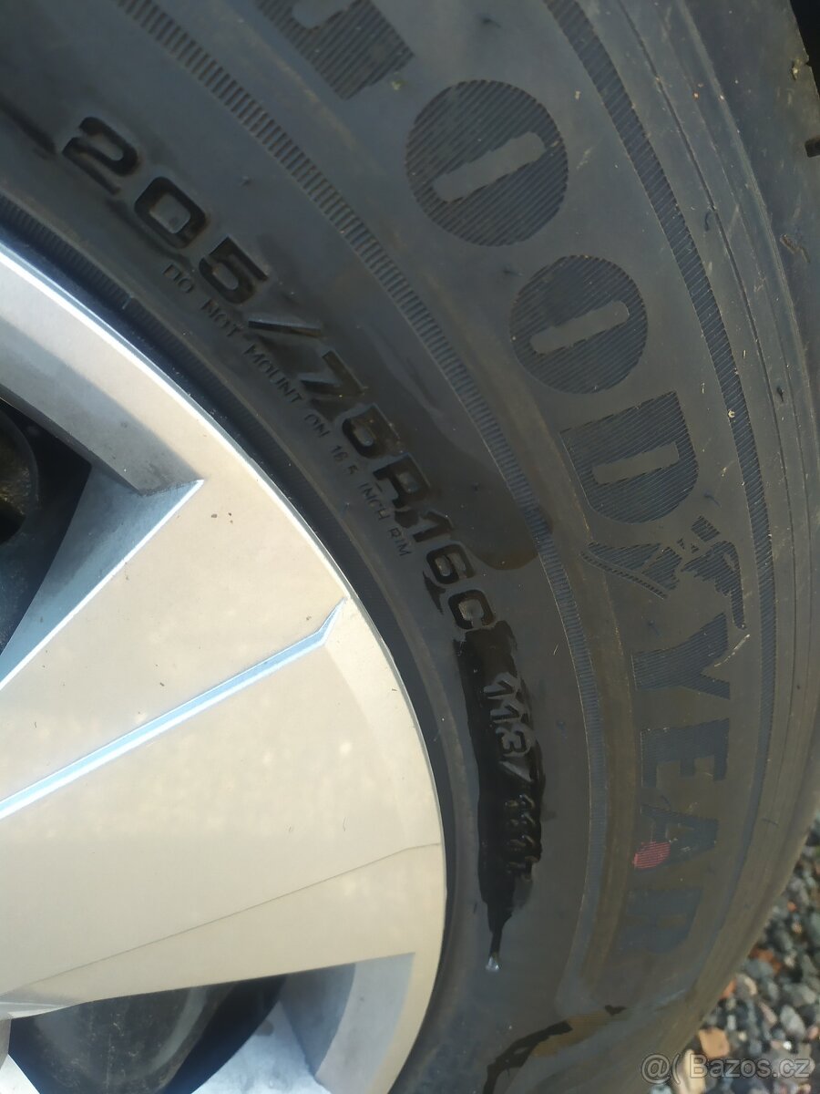 Goodyear Efficientgrip Cargo 2 205/75 R16 c113/111T - 5