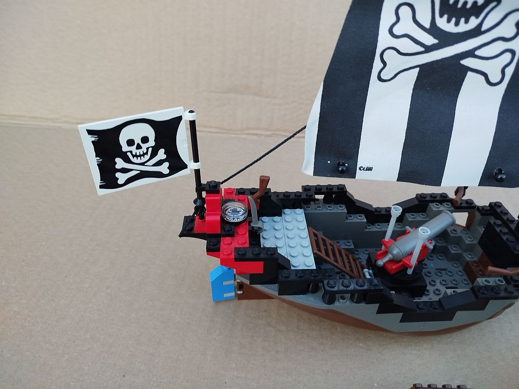 Lego 6268 Renegade Runner - 5