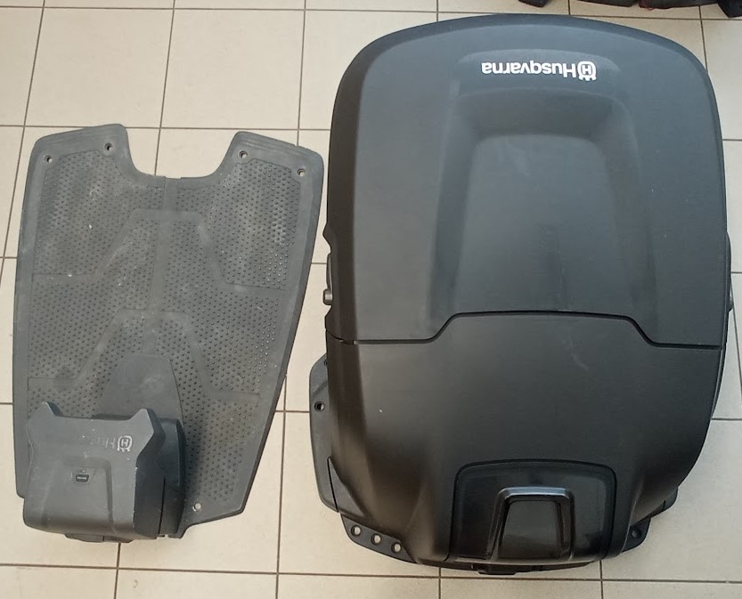 Robotická sekačka Husqvarna Automower 450X,vč. příslušenství - 5